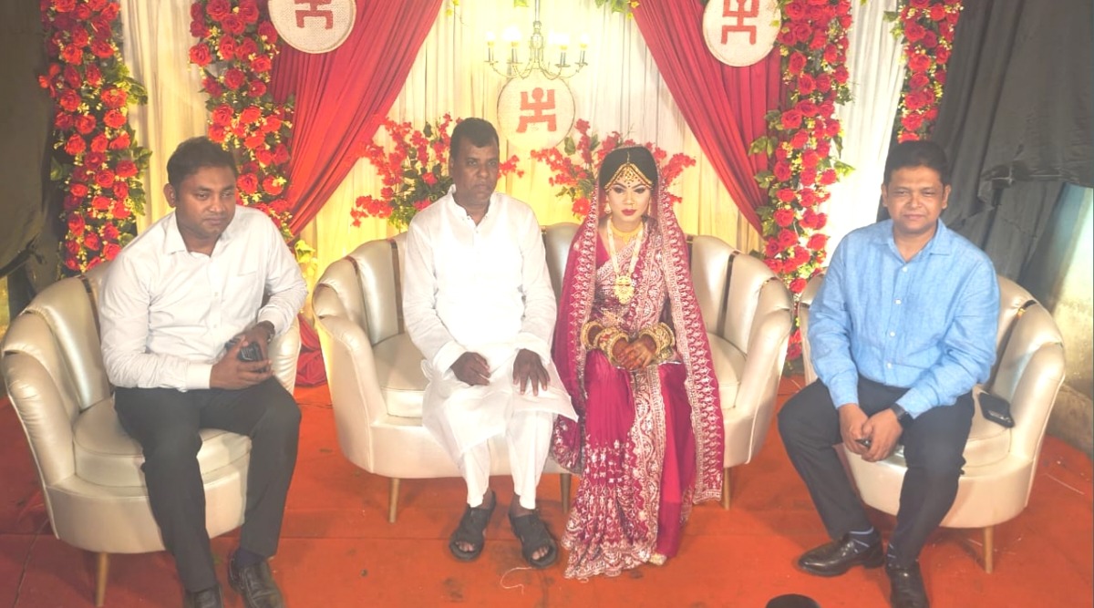 সমতা ও সম্মানের বার্তা – প্রান্তিক কনের বিয়েতে গাজীপুরের ডিসি