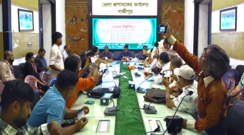 গাজীপুরে নির্বাচনি ইশতেহার বাস্তবায়নের অগ্রগতি তুলে ধরল প্রশাসন