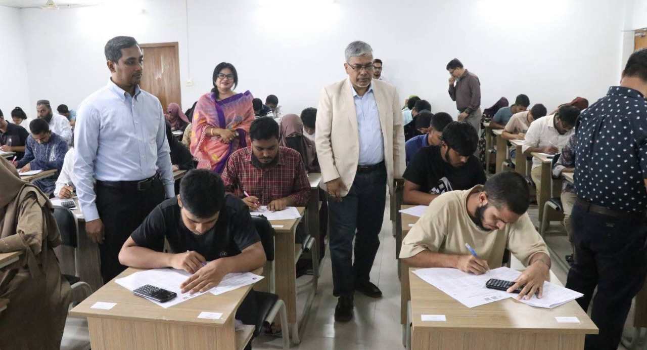 ডুয়েটে বিএসসি ইঞ্জিনিয়ারিং ও আর্কিটেকচার ভর্তি পরীক্ষা সুষ্ঠুভাবে সম্পন্ন