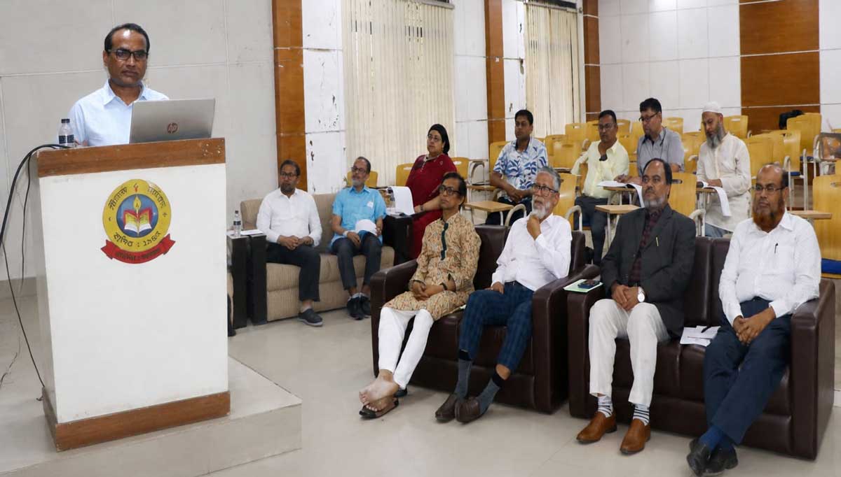 বাউবিতে গবেষণা ও উচ্চশিক্ষার পরিবেশ সমৃদ্ধ করতে পিএইচডি সেমিনার