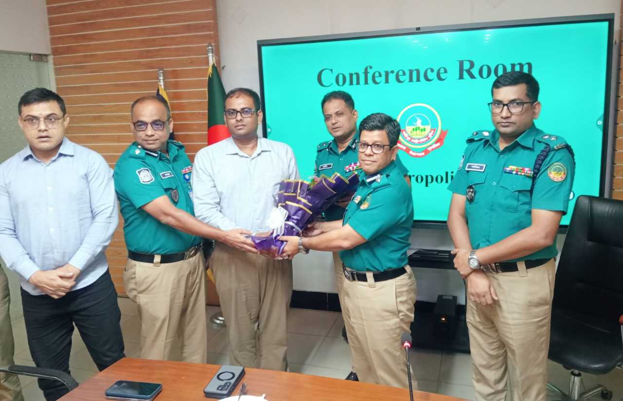 অপরাধ দমনে পুলিশকে নিষ্ঠার সঙ্গে দায়িত্ব পালনের আহ্বান