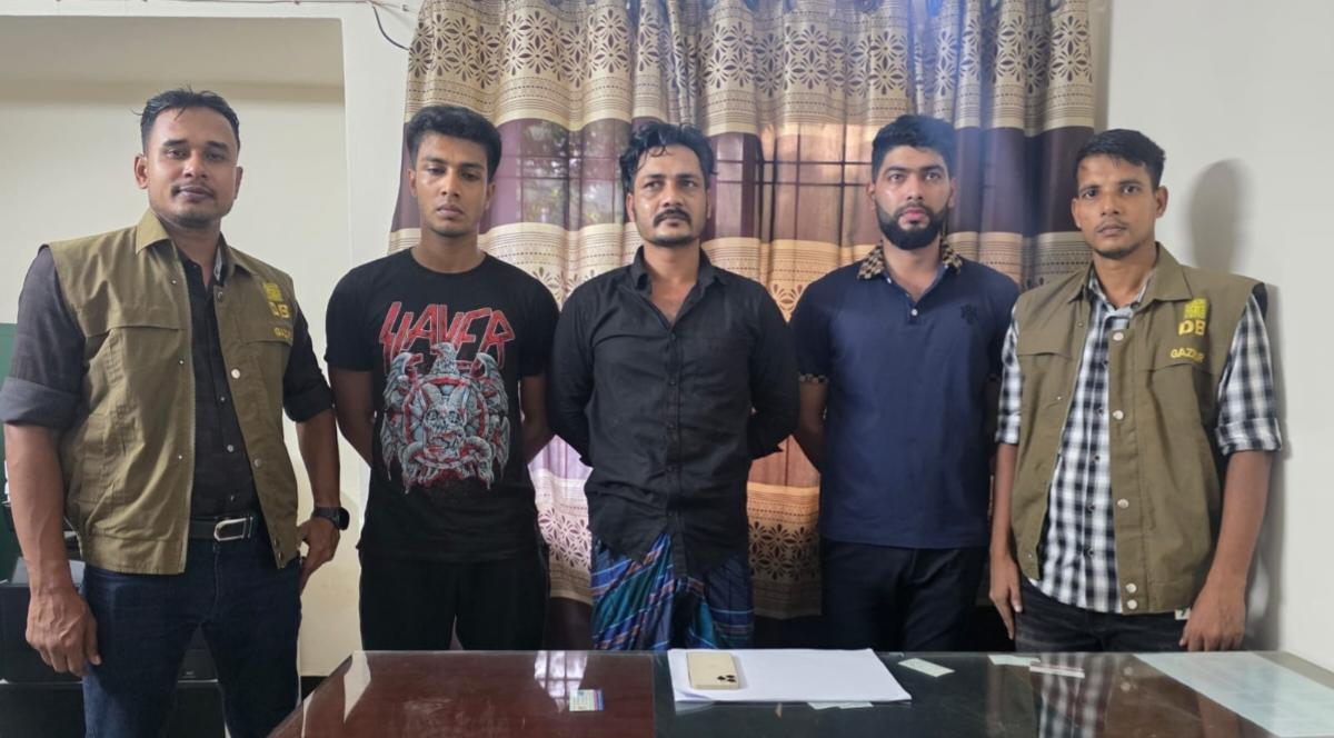 অপহরণ করে ৩০ লাখ টাকা মুক্তিপণ দাবি, গাজীপুরে ৩ জন গ্রেপ্তার